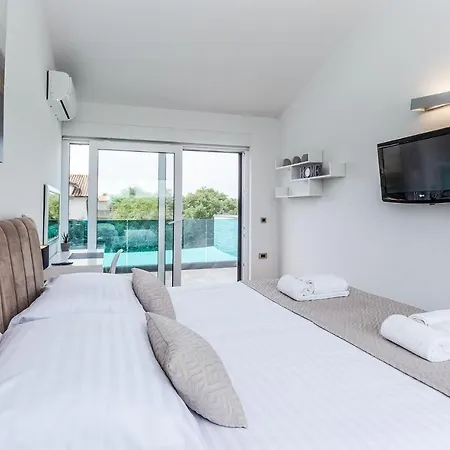 Hotel Zara 4*